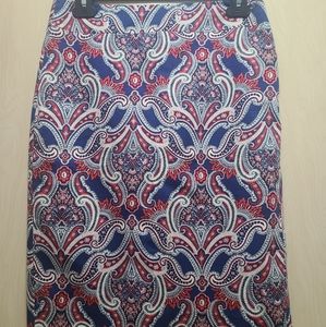 Patterned pencil skirt